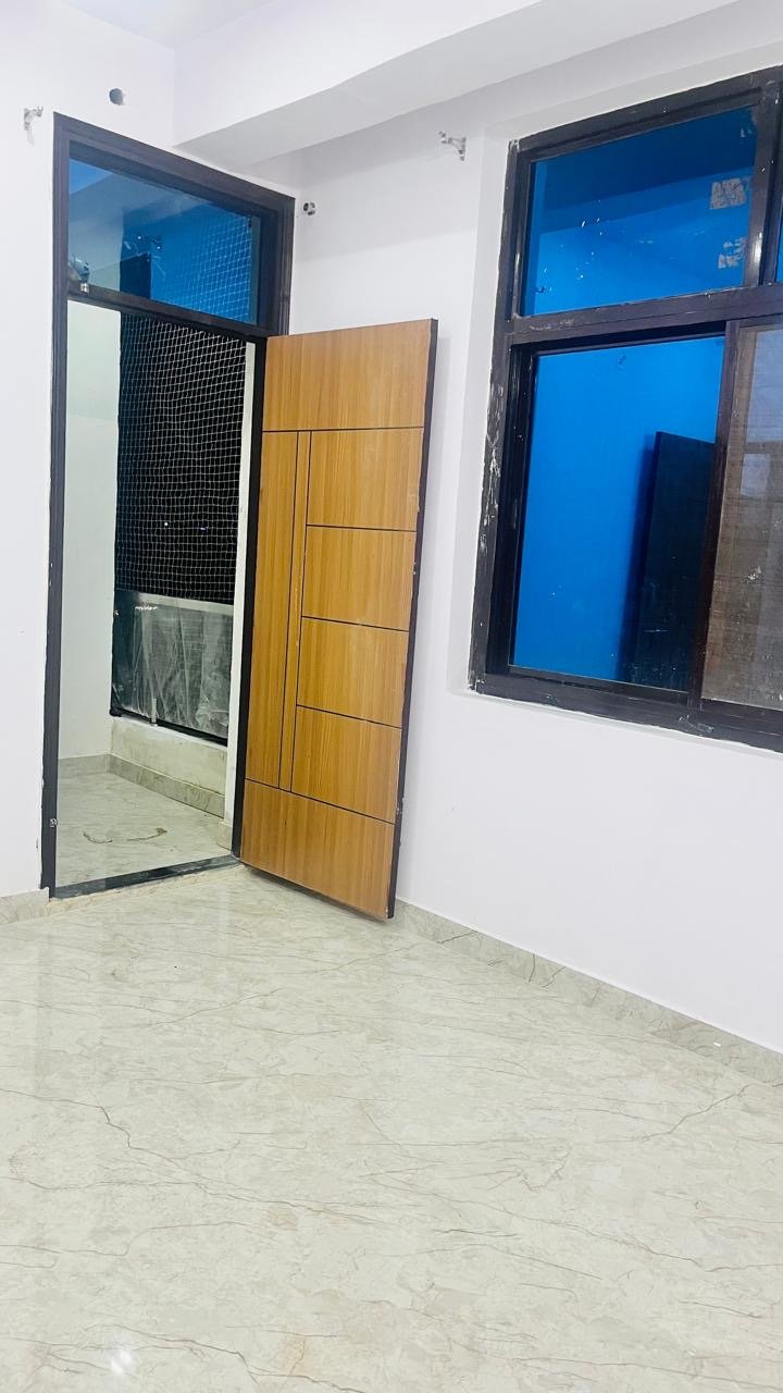 2 Bhk Builder Floor Near Eldeco Tiraha Chinhat Lko